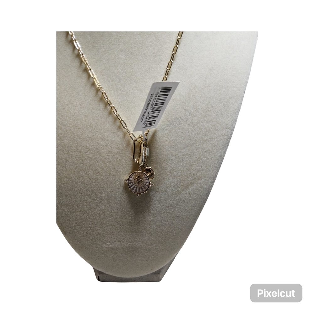 NWOT Goldtone Unwritten Mother of Pearl Pendant Necklace - Picture 3 of 6
